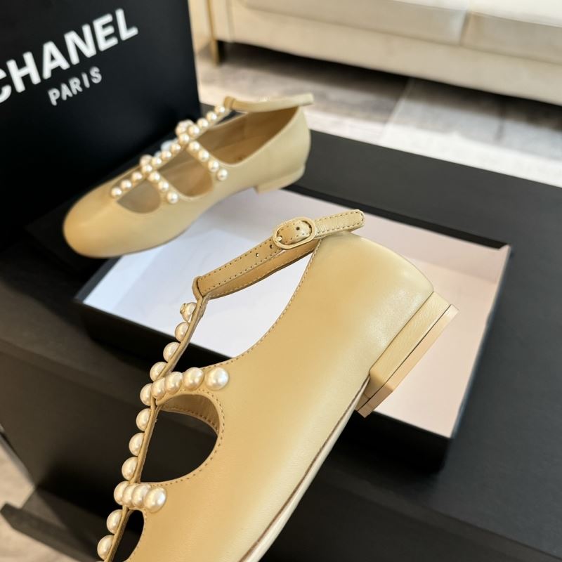 Chanel Low Shoes